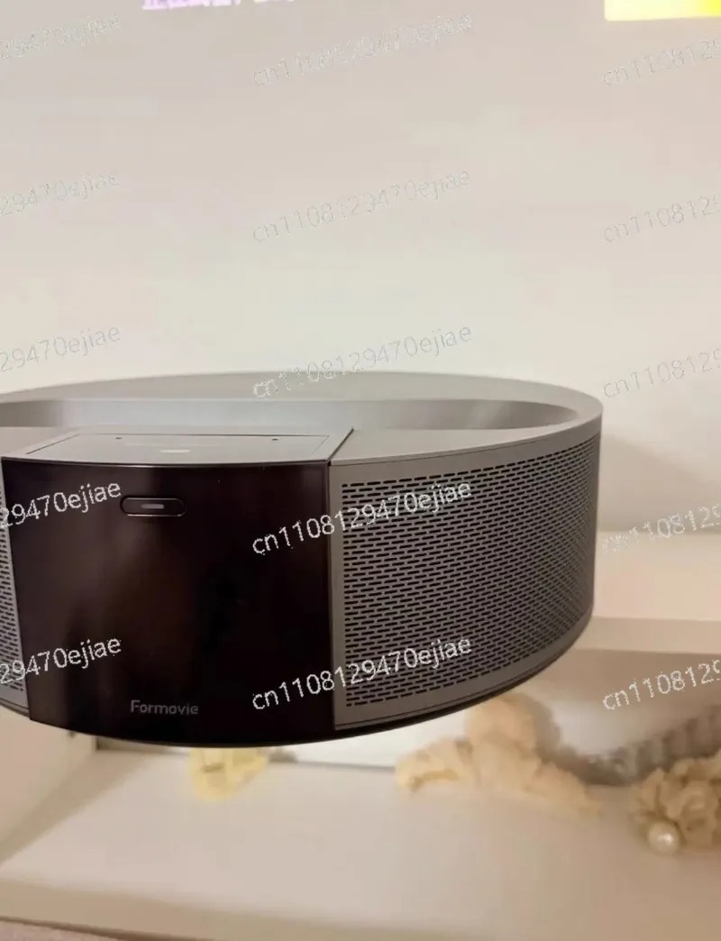 R1 Ultra Short Throw Laser TV- - Ultra Short Throw Laser Projector 4K recensie en prijs